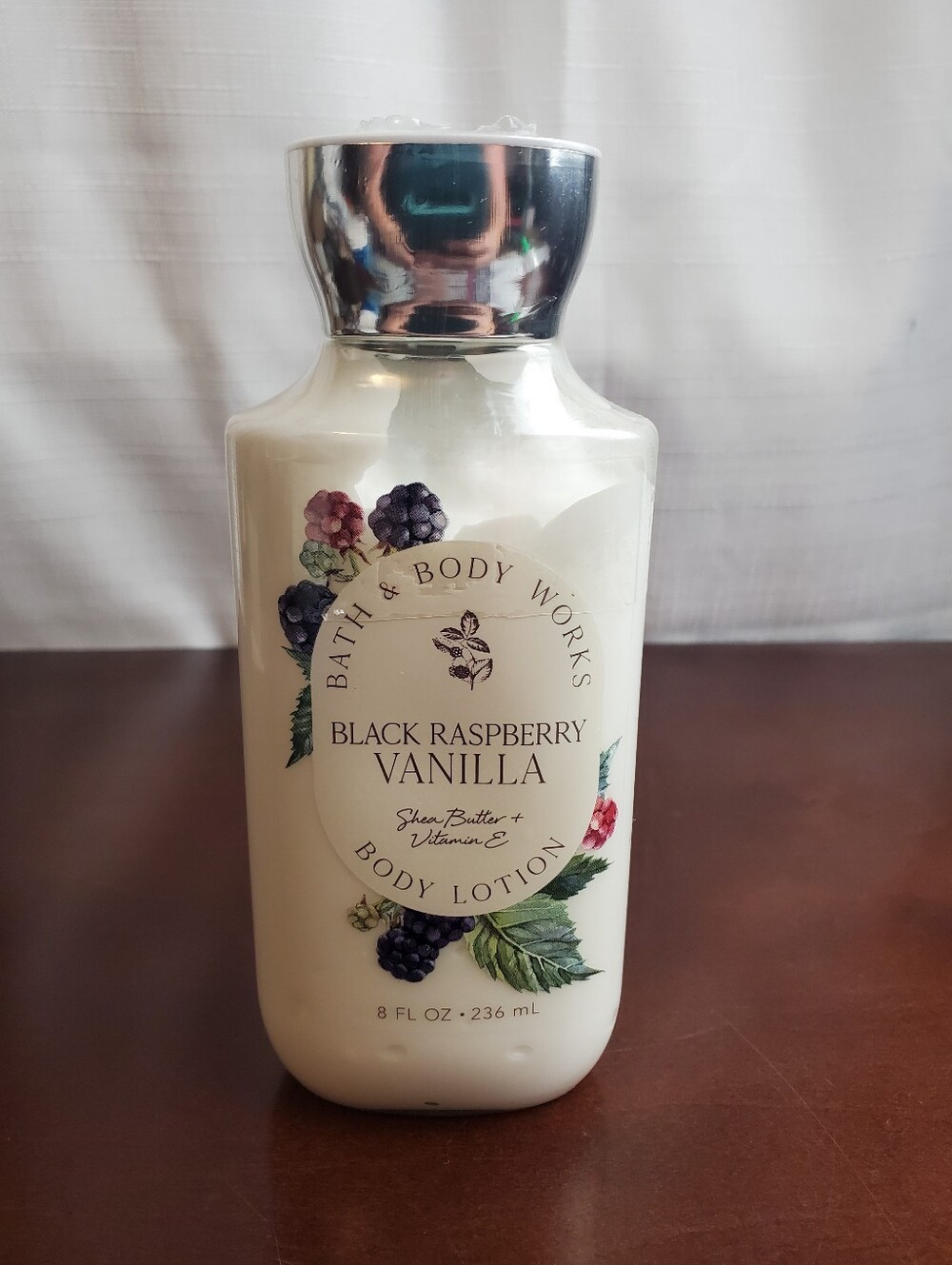 Bath & Body Works Black Raspberry Vanilla Shea Butter Vitamin E Body Lotion 8 oz